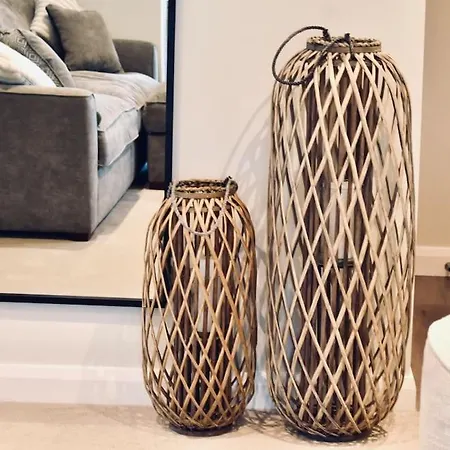 *luxury 2min From